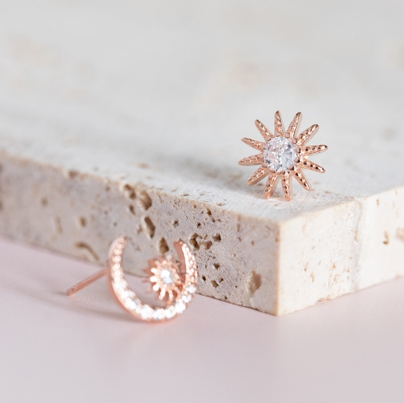 Rosegold Celestial Studs (S925) - Only 1 left! - Picture 6 of 8
